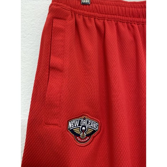 NEW XL Nike NBA New Orleans Pelicans  Dri-Fit Red Shorts Mens  AV1814-657 - Picture 2 of 6